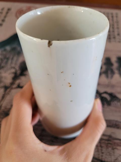 古玩陶瓷晚清?粉彩博古圖束腰筆筒拍賣，當前價格480元