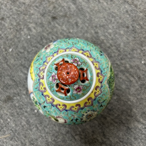 古玩陶瓷人物紋蓋罐真品鑒賞圖