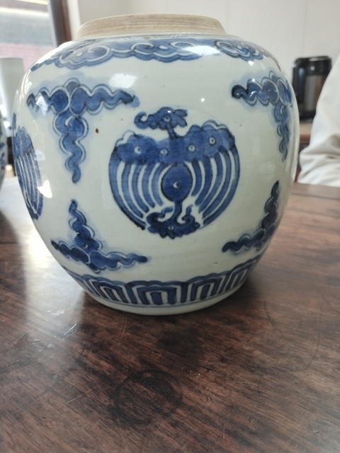 古玩陶瓷青花團鳳紋罐，平臺不允許估價真品鑒賞圖