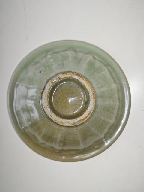 古玩陶瓷元龍泉青瓷刻仰蓮紋洗拍賣,當前價格2345元