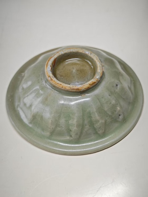古玩陶瓷元龍泉青瓷刻仰蓮紋洗拍賣,當前價格2345元