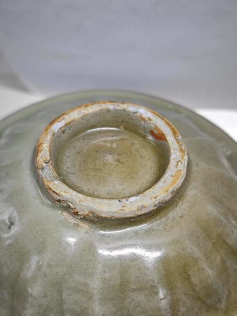 古玩陶瓷元龍泉青瓷刻仰蓮紋洗拍賣,當前價格2345元