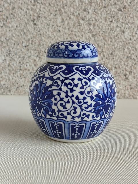 古玩陶瓷花卉紋青花罐拍賣，當前價格260元