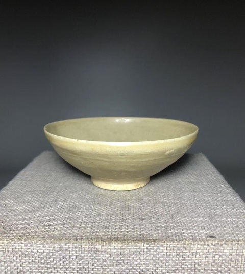 古玩陶瓷(精品)青釉雞心茶碗拍賣,當前價格0元