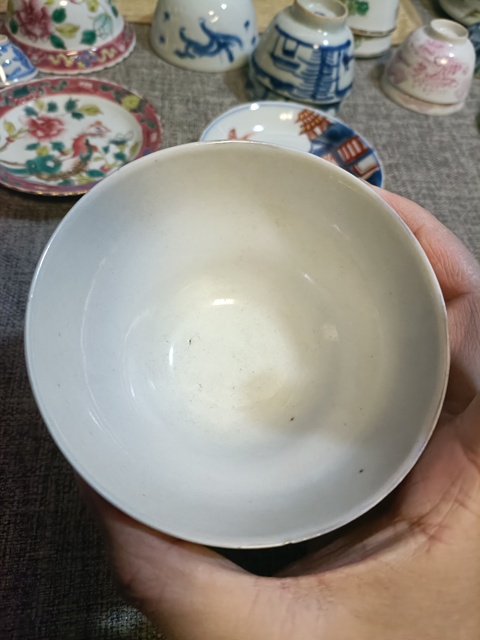 古玩陶瓷民國粉彩花卉紋折腰茶碗拍賣,當(dāng)前價格3888元