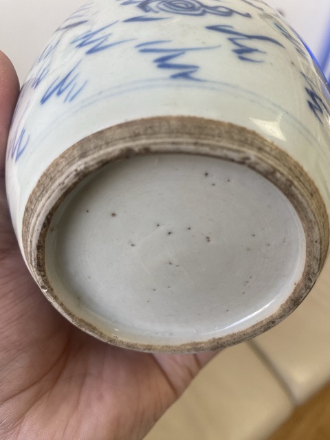 古玩陶瓷清中早·青花云鳳紋罐真品鑒賞圖