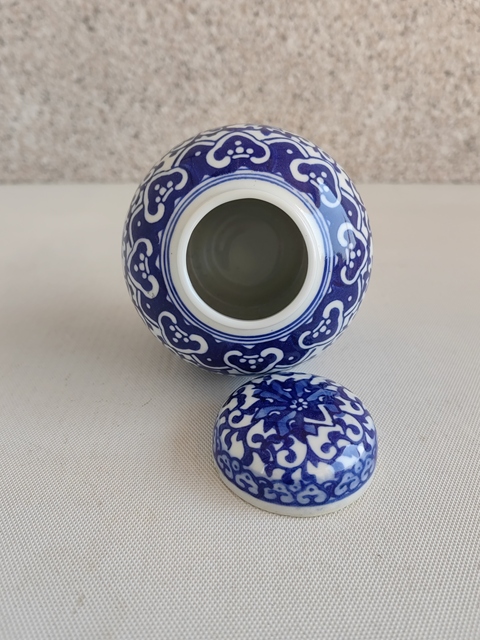 古玩陶瓷花卉紋青花罐拍賣，當前價格260元