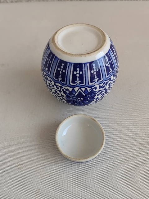 古玩陶瓷花卉紋青花罐拍賣，當前價格260元