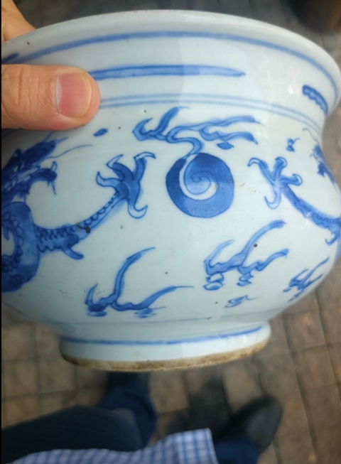 古玩陶瓷青花雙龍戲珠紋爐真品鑒賞圖