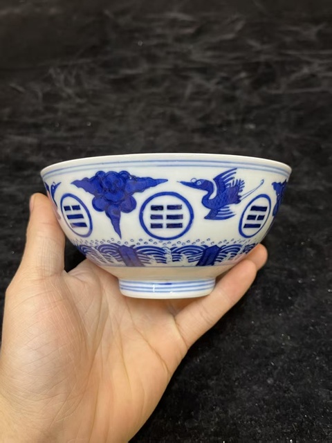 古玩陶瓷青花碗真品鑒賞圖