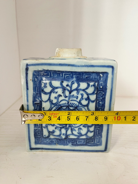 古玩陶瓷花卉紋青花茶葉罐拍賣，當(dāng)前價(jià)格350元