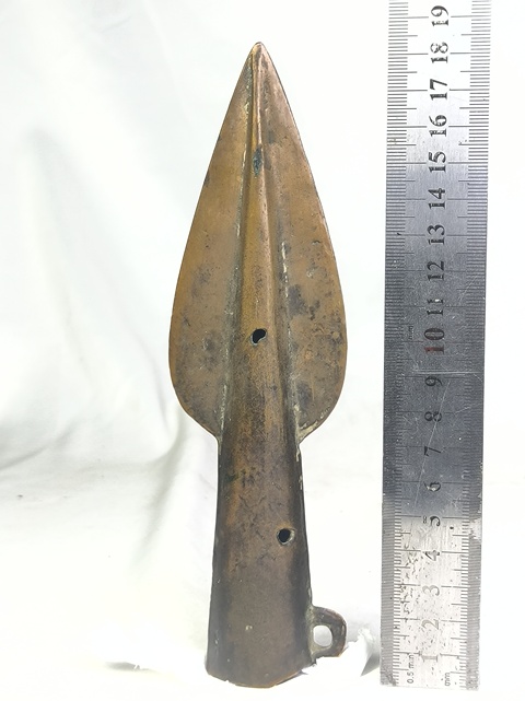 古玩銅器戰國矛頭真品鑒賞圖