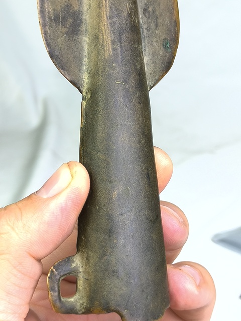 古玩銅器戰國矛頭真品鑒賞圖