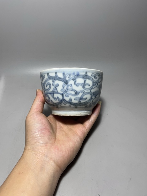 古玩陶瓷青花淡描花卉紋茶碗拍賣，當前價格0元