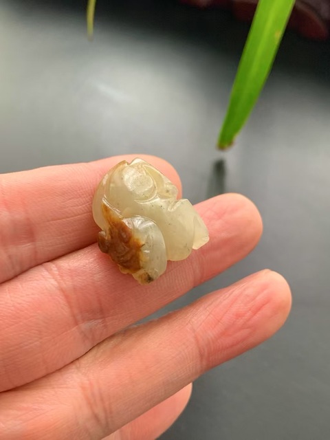 古玩玉器明末清初和田玉雕“瑞獸”把件拍賣，當前價格15000元