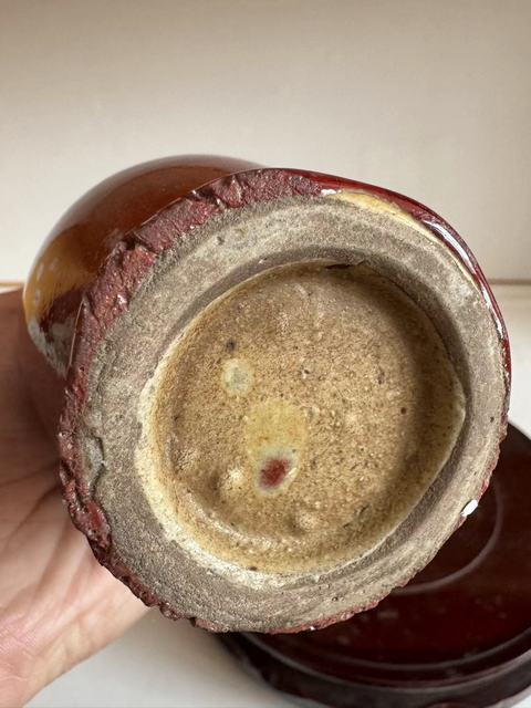 古玩陶瓷郎紅釉蒜頭瓶真品鑒賞圖
