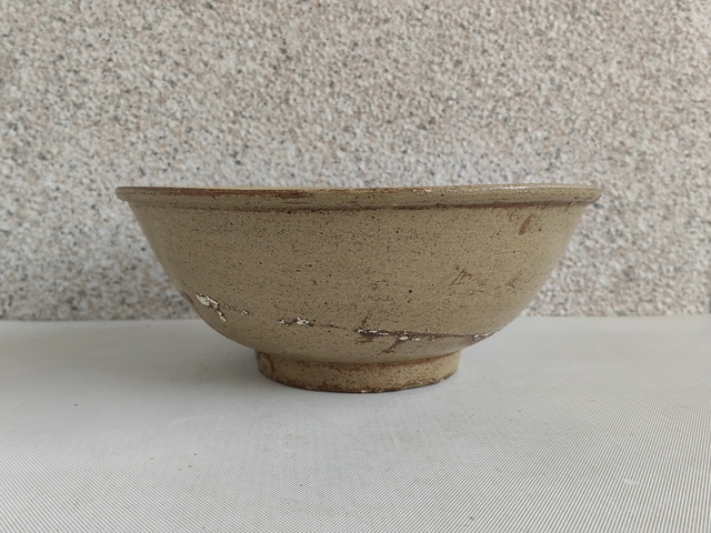 古玩陶瓷青黃釉撇口碗拍賣，當前價格580元