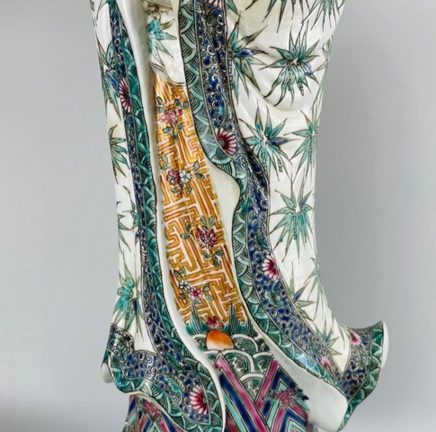 古玩陶瓷粉彩竹子花卉觀音瓶真品鑒賞圖