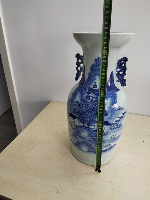 古玩陶瓷山水紋青花瓶拍賣,當前價格1400元