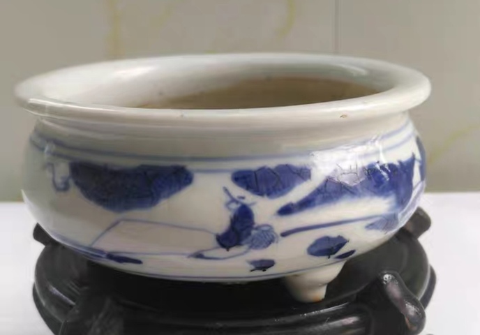 古玩陶瓷人物山水紋青花香爐真品鑒賞圖