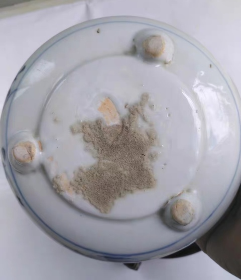 古玩陶瓷人物山水紋青花香爐真品鑒賞圖