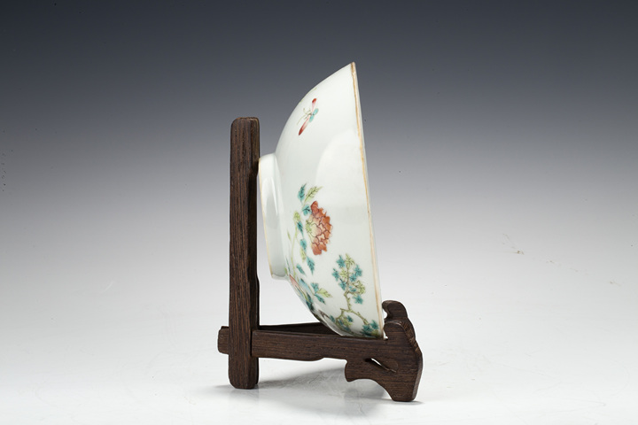 古玩陶瓷晚清·粉彩鶴鹿同春紋碗真品鑒賞圖