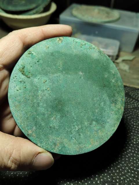 古玩銅器宋仿唐海獸葡萄紋銅鏡真品鑒賞圖