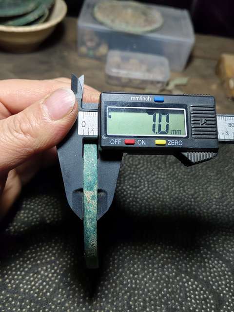 古玩銅器宋仿唐海獸葡萄紋銅鏡真品鑒賞圖
