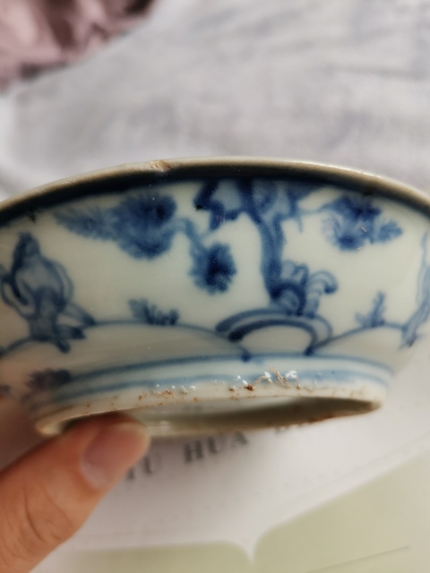 古玩陶瓷明中成弘人物青花盤真品鑒賞圖