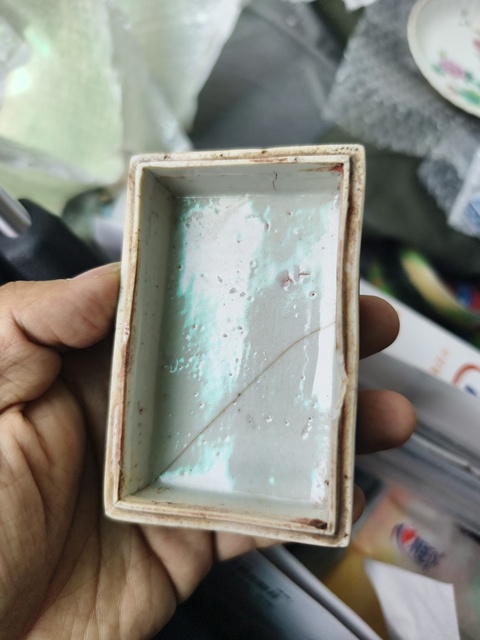 古玩陶瓷青花蓋盒真品鑒賞圖