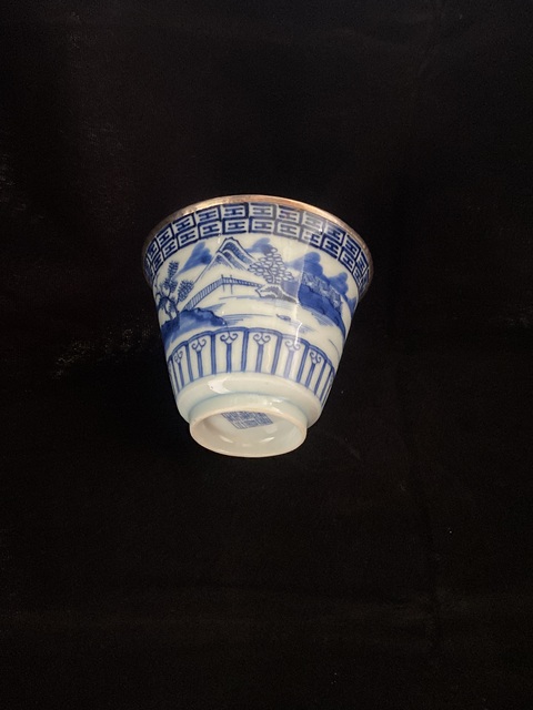 古玩陶瓷嘉慶·青花山水紋杯真品鑒賞圖