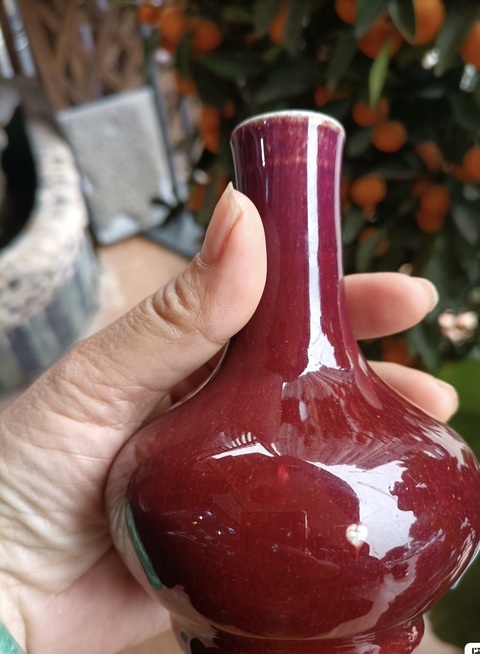 古玩陶瓷窯變紅釉荸薺瓶真品鑒賞圖