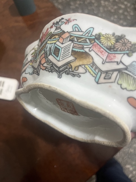 古玩陶瓷清晚期 戴煥昭繪淺絳博古紋供盤真品鑒賞圖