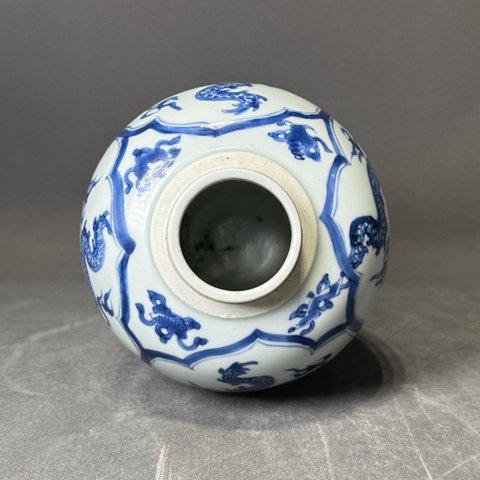 古玩陶瓷青花龍紋罐真品鑒賞圖