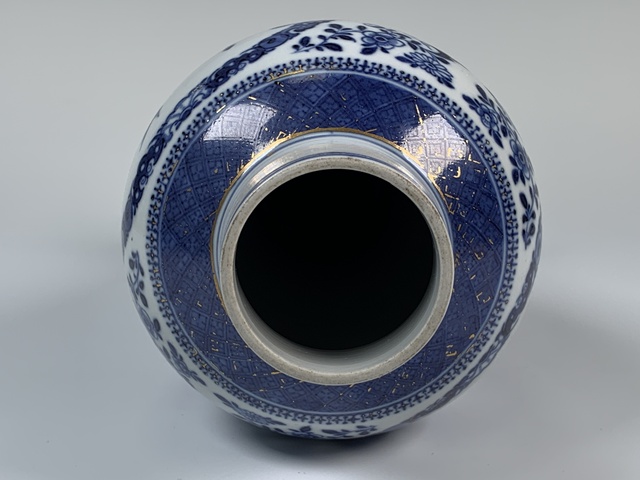 古玩陶瓷清乾隆·細路青花山水樓閣紋雞腿瓶真品鑒賞圖