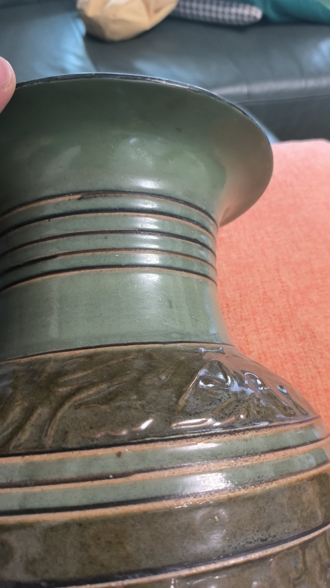 古玩陶瓷青釉弦紋試饕餮紋尊真品鑒賞圖