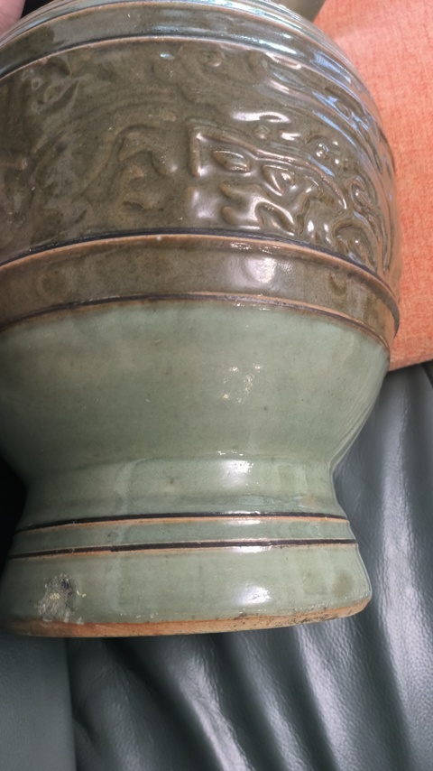 古玩陶瓷青釉弦紋試饕餮紋尊真品鑒賞圖