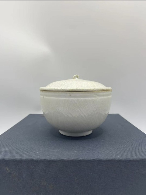古玩陶瓷晚明德化窯蓋罐拍賣,當(dāng)前價(jià)格4800元