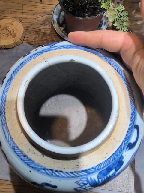 古玩陶瓷麒麟送子青花罐拍賣,當前價格0元