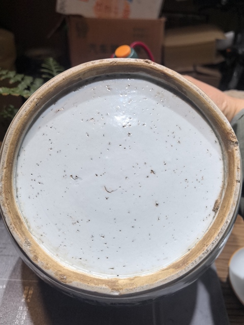 古玩陶瓷麒麟送子青花罐拍賣,當前價格0元