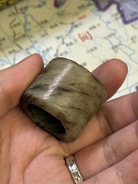 古玩玉器龍紋扳指真品鑒賞圖