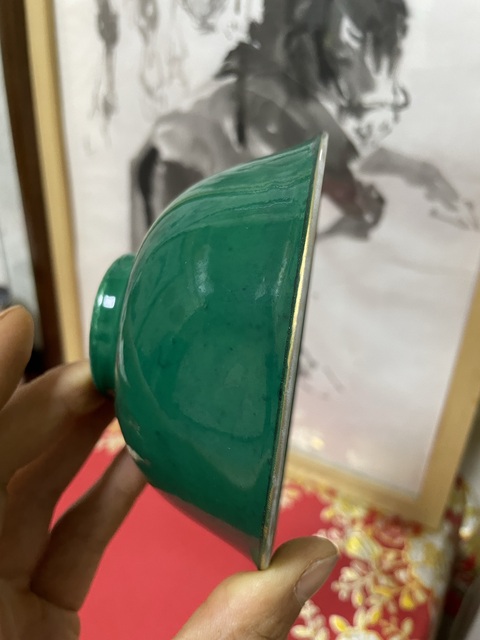 古玩陶瓷綠釉碗真品鑒賞圖