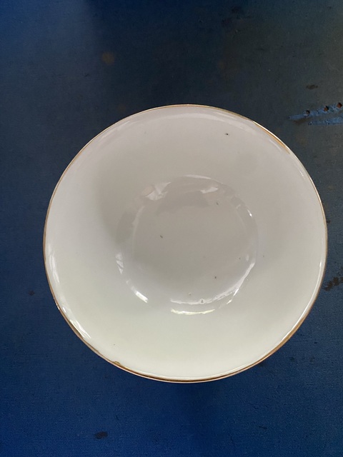 古玩陶瓷粉彩鴛鴦圖茶碗真品鑒賞圖