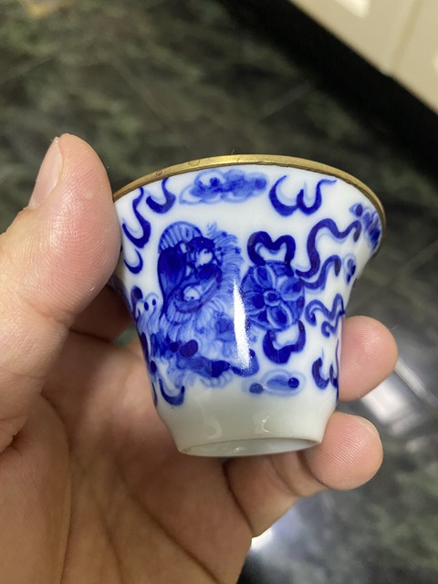 古玩陶瓷青花杯真品鑒賞圖
