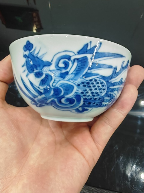 古玩陶瓷鳳紋青花碗真品鑒賞圖