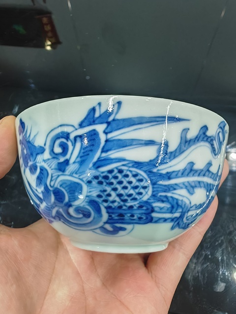 古玩陶瓷鳳紋青花碗真品鑒賞圖