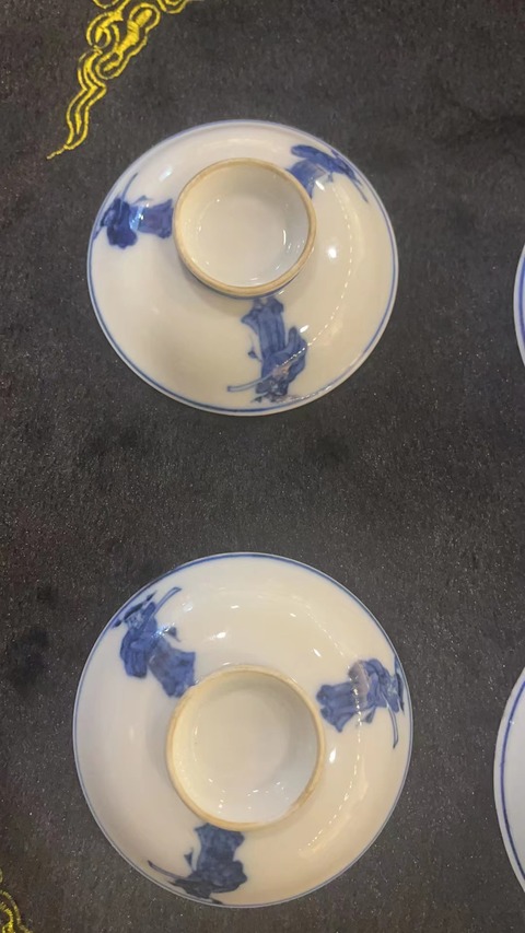 古玩陶瓷青花人物蓋碗真品鑒賞圖