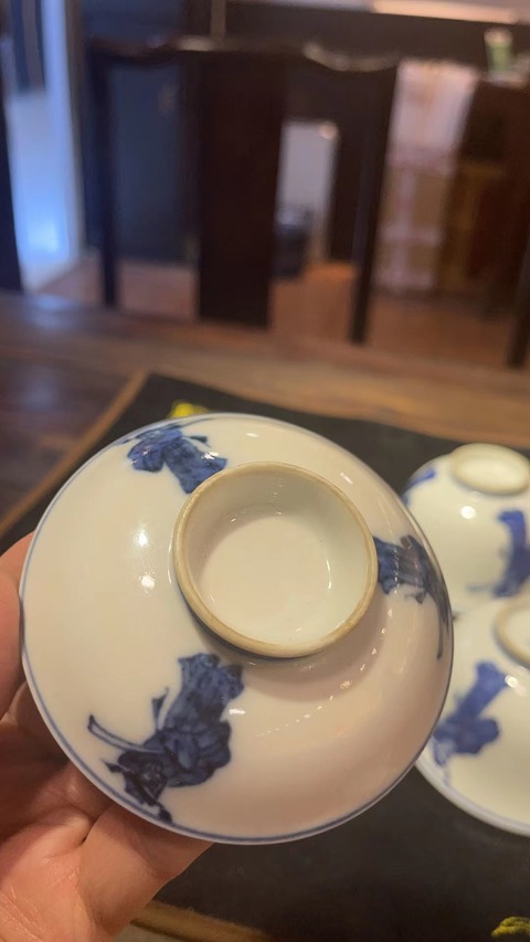 古玩陶瓷青花人物蓋碗真品鑒賞圖
