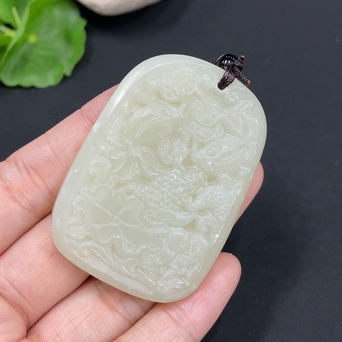 古玩玉器266和田玉牌 年年有余配證書拍賣，當前價格260元