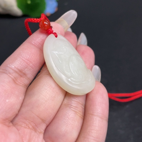 古玩玉器天然和田玉墜真品鑒賞圖